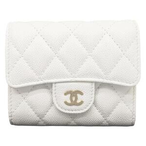 CHANEL White Caviar Leather Wallet